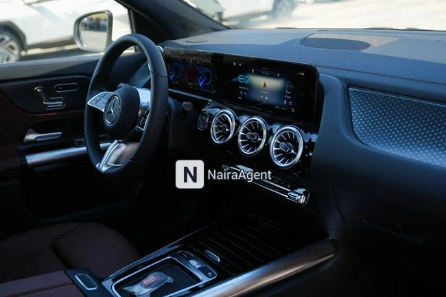 Mercedes Benz EQA 260 2025!! FULLY ELECTRIC CAR!! CHINESE SPECS!! gallery image