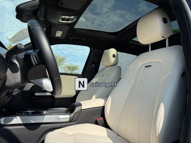 Mercedes Benz GLB250 gallery image