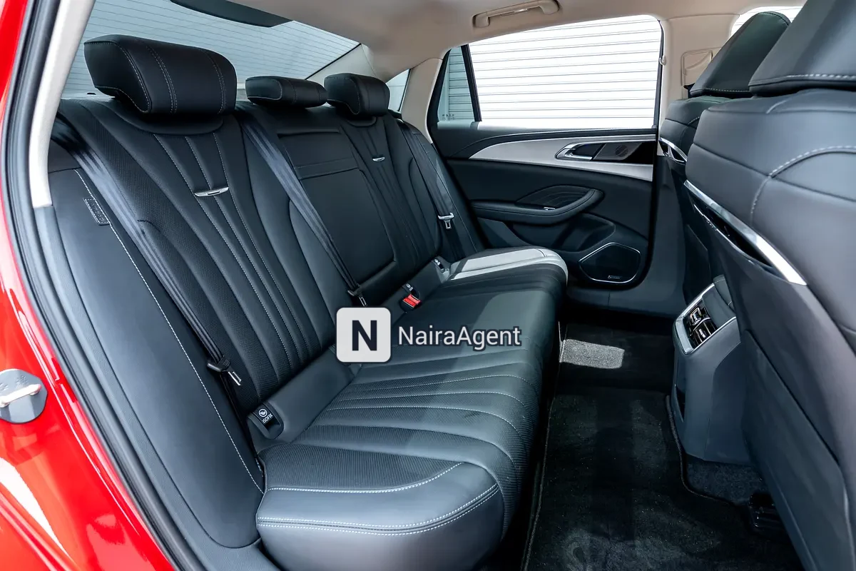 Hongqi Ousado Luxury gallery image