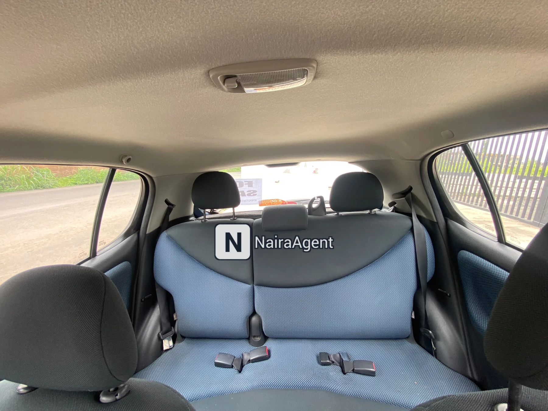 Toyota Yaris gallery image