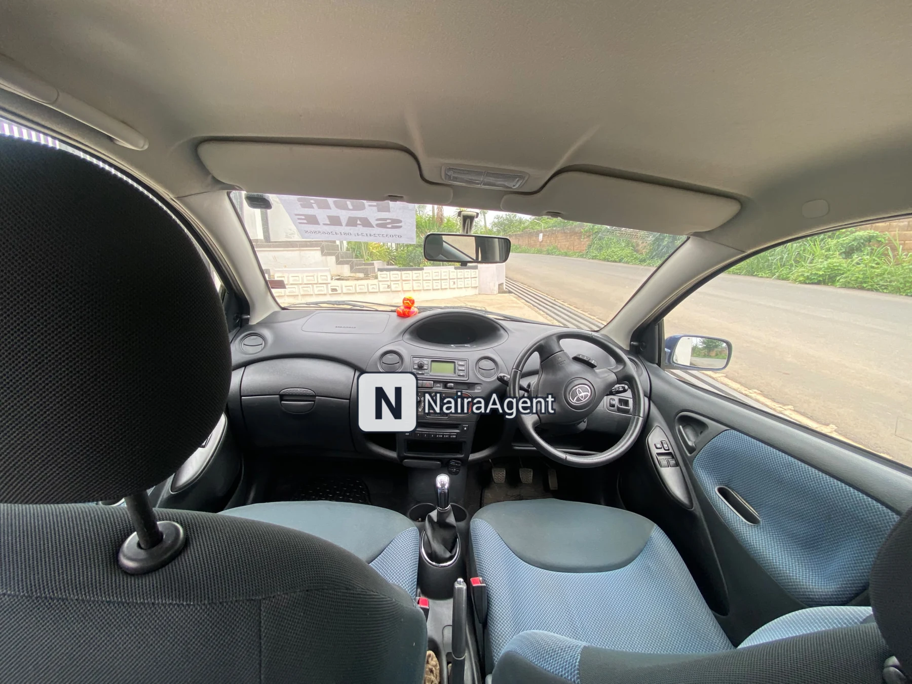 Toyota Yaris gallery image